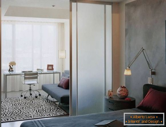 Glasschiebetüren und Trennwände - Foto in der Wohnung