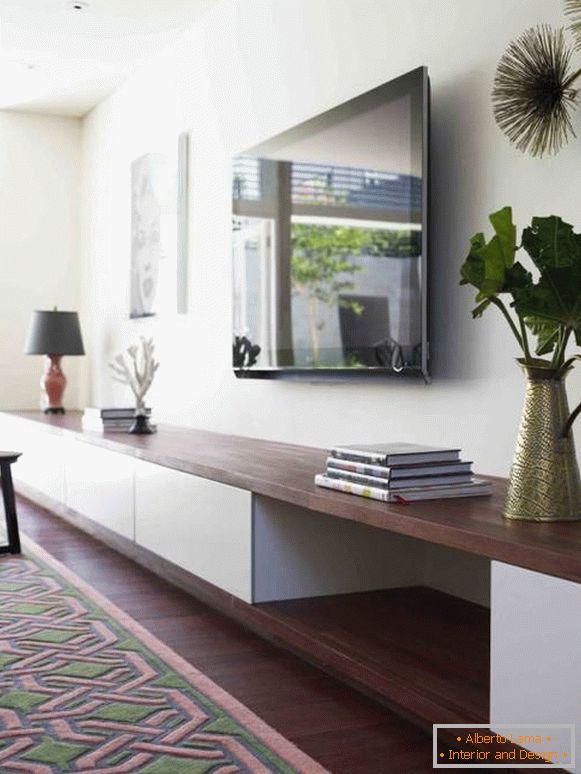 Stilvolles und modernes Wohnzimmerdesign mit Regalen