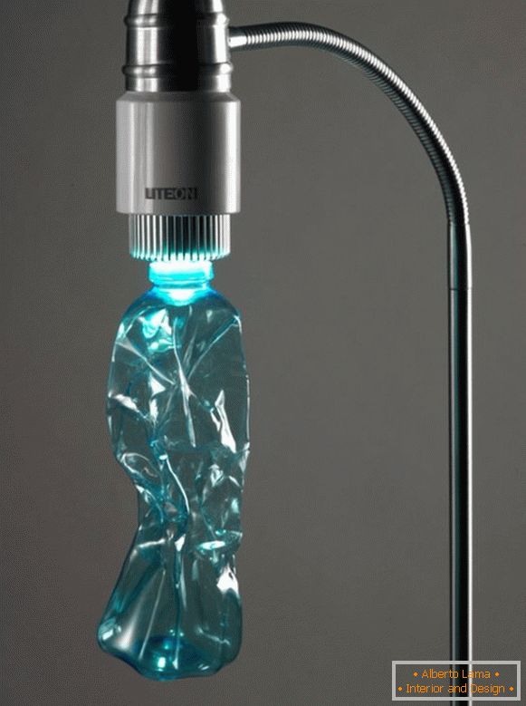 Original Lampe aus einer Plastikflasche