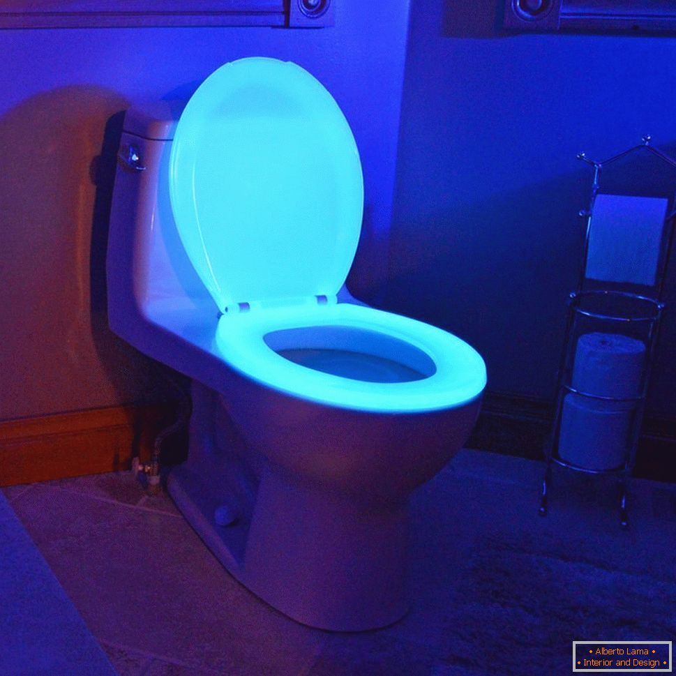 Toilette mit Licht