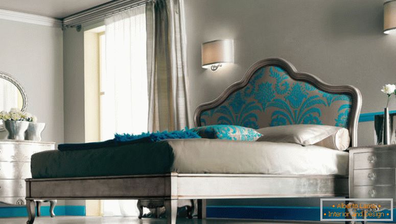 Uni-Braun-Wand-Farbe-gemischt-mit-Türkis-Silber-Schlafzimmer-Interieur-auf-Laminat-Boden-Idee