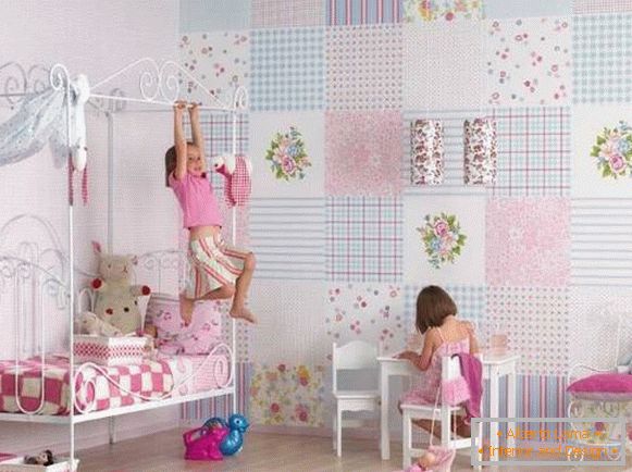 Schöne Tapete im Kinderzimmer für Mädchen - Foto im Innenraum