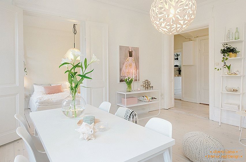 Elegantes Interieur einer schwedischen Wohnung